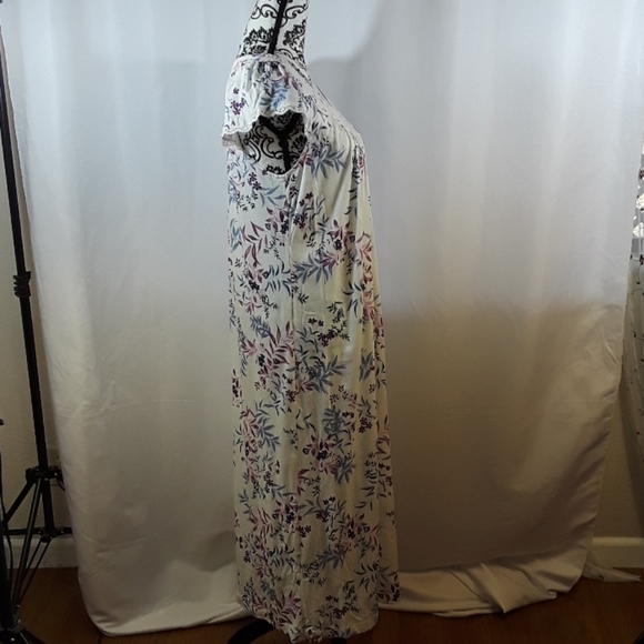 Charter Club Floral Print Nightgown with Lace - Picture 5 of 6